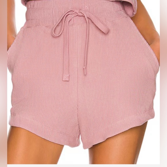 WellbeingHigh Waist Pink Ribbed Women's Shorts